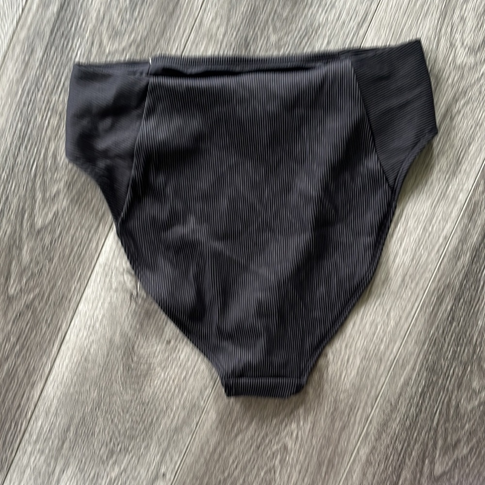 ☀️ Old Navy • Ribbed Bikini - Picture 4 of 6
